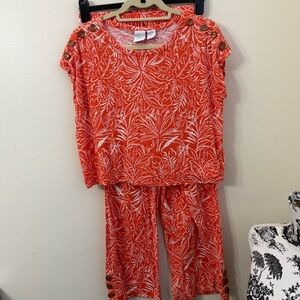 C&C California Orange Linen Pant and Crop Shirt with buttons set Size Medium